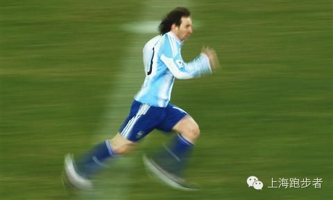 活动日历 _ 足球运动员究竟有多能跑?
