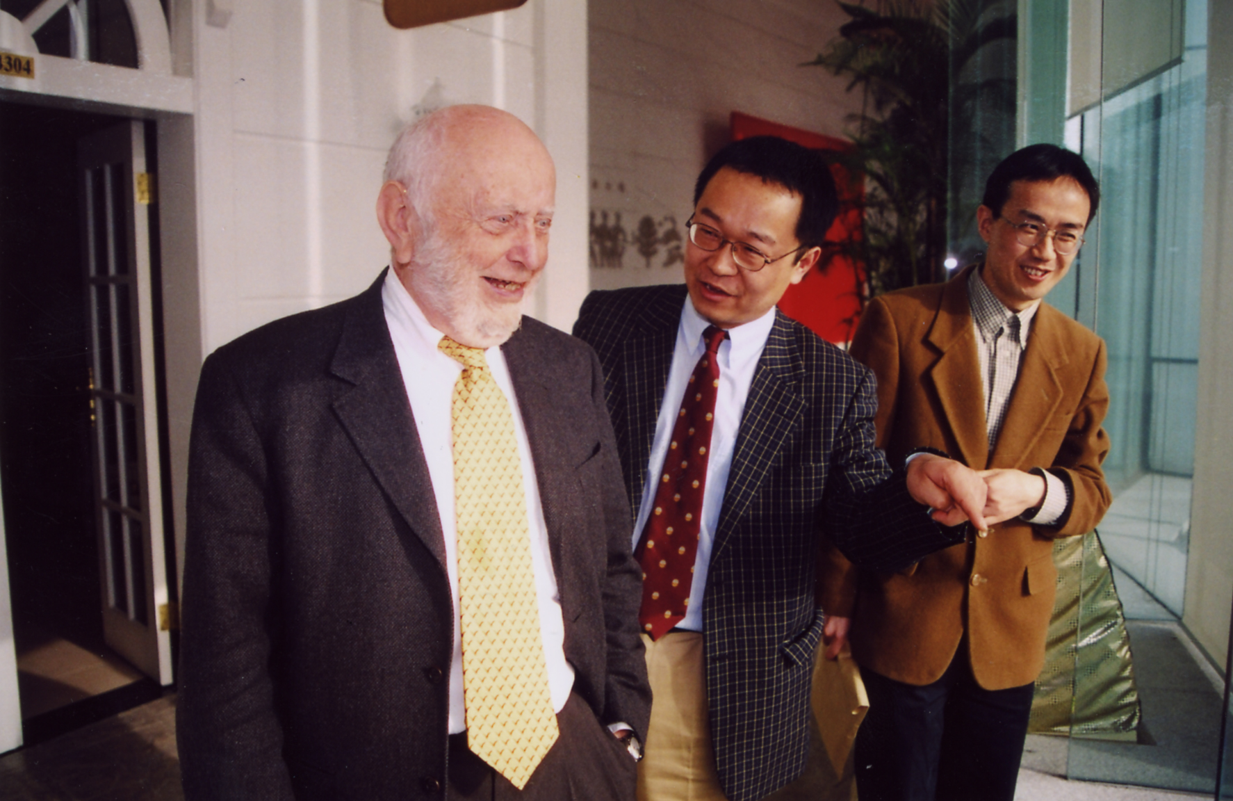 1993年诺贝尔经济学奖_1993年诺贝尔经济学奖得主诺斯逝世 享年95岁