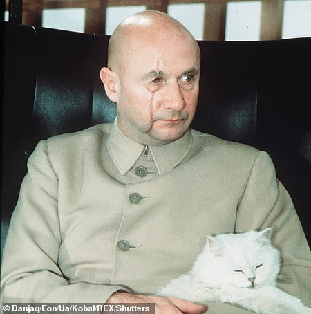 12708862-6958775-Iconic_Blofeld_was_Bond_s_longstanding_arch_nemesis_who_was_firs-a-84_1556204673510.jpg