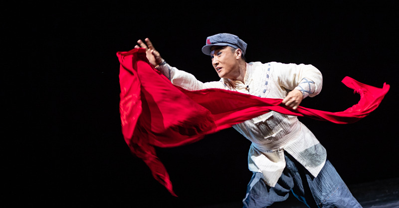 《红军故事》“军需处长”杜喆饰火雁 摄：李春来.jpg