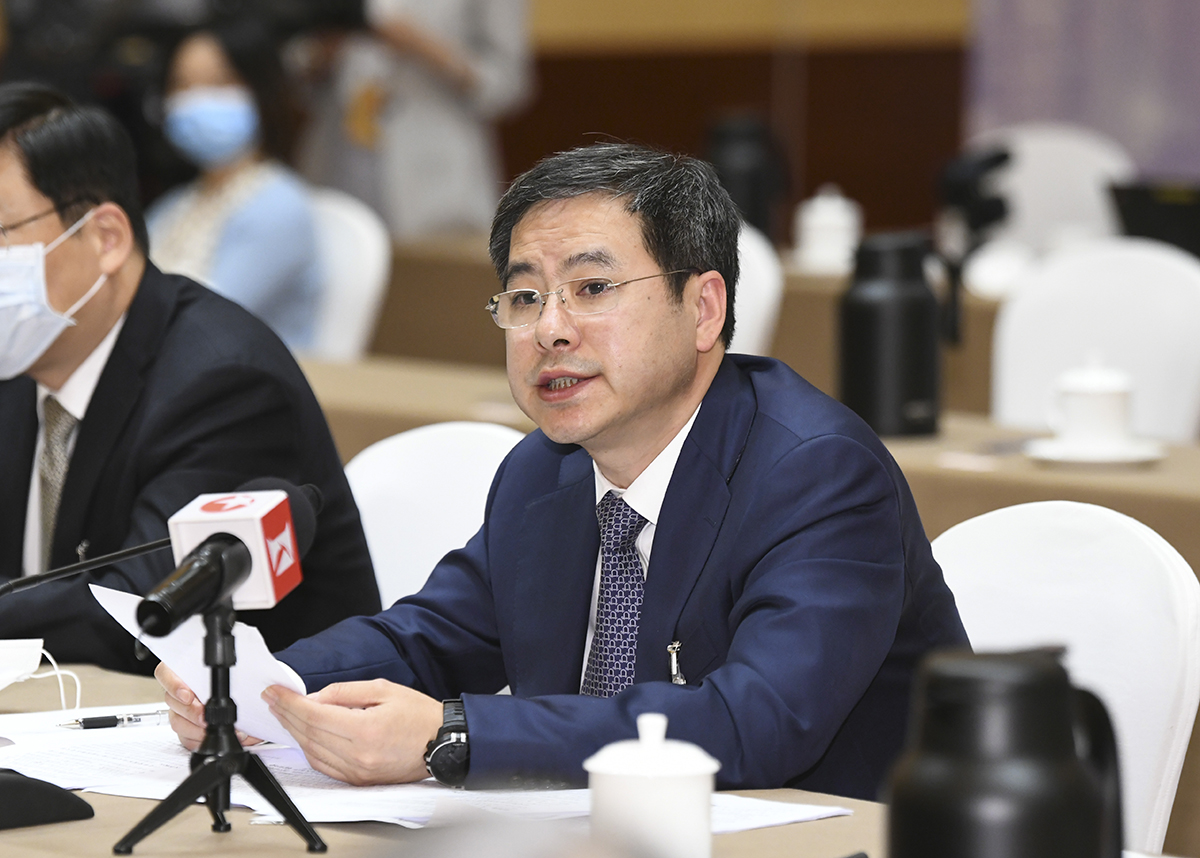 杭迎伟代表正在发言。张驰 摄.JPG