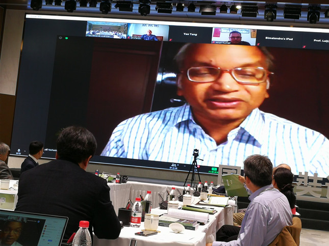 阿隆那教授.jpg 阿隆那教授.jpg