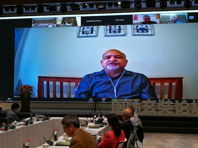 潘特教授.jpg 潘特教授.jpg