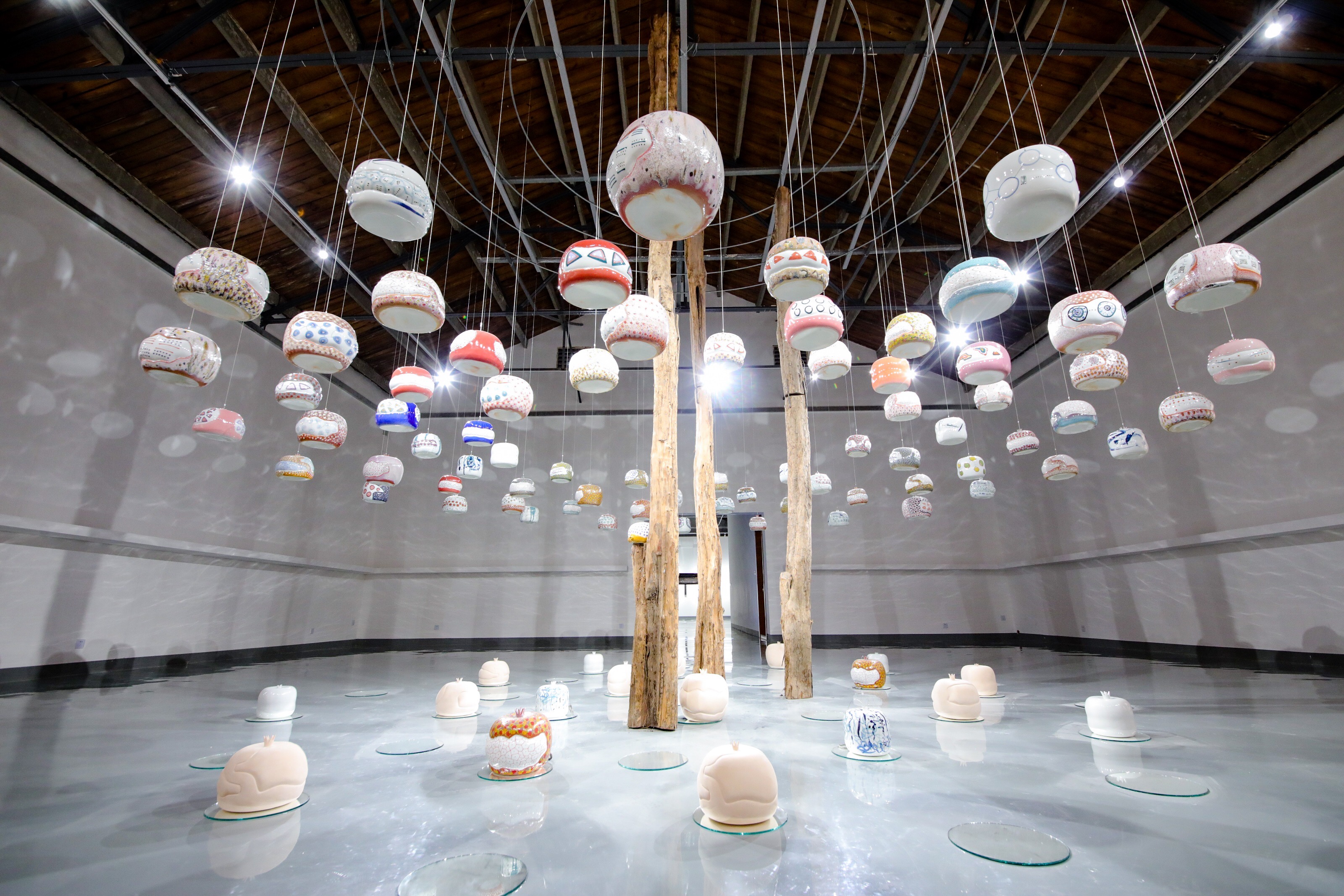 海派瓷艺的水墨传承——“重启”陈亮艺术展开幕