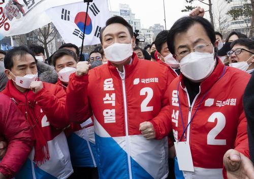 binary_middle (6).jpg