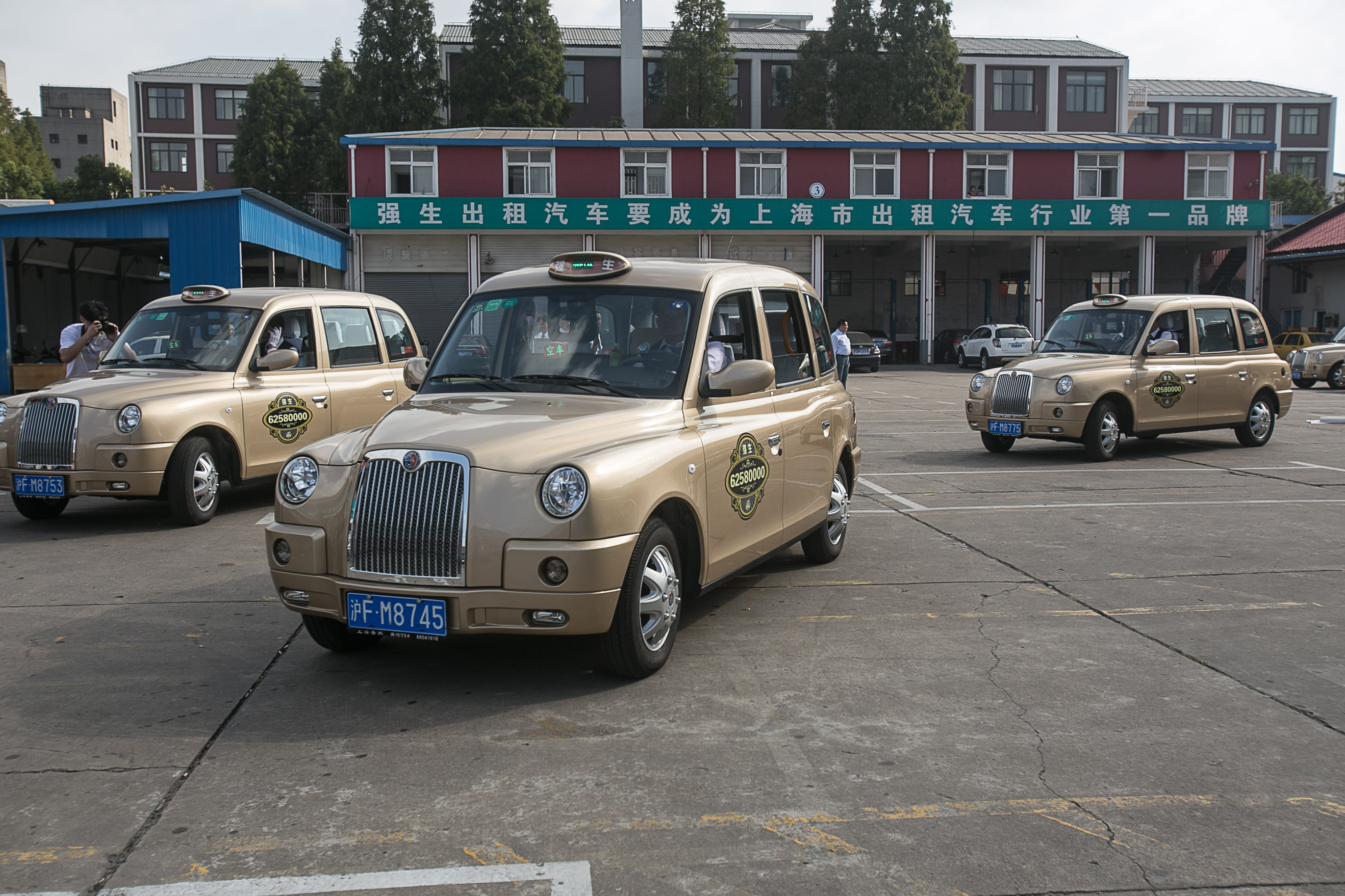 深圳英伦出租车图片