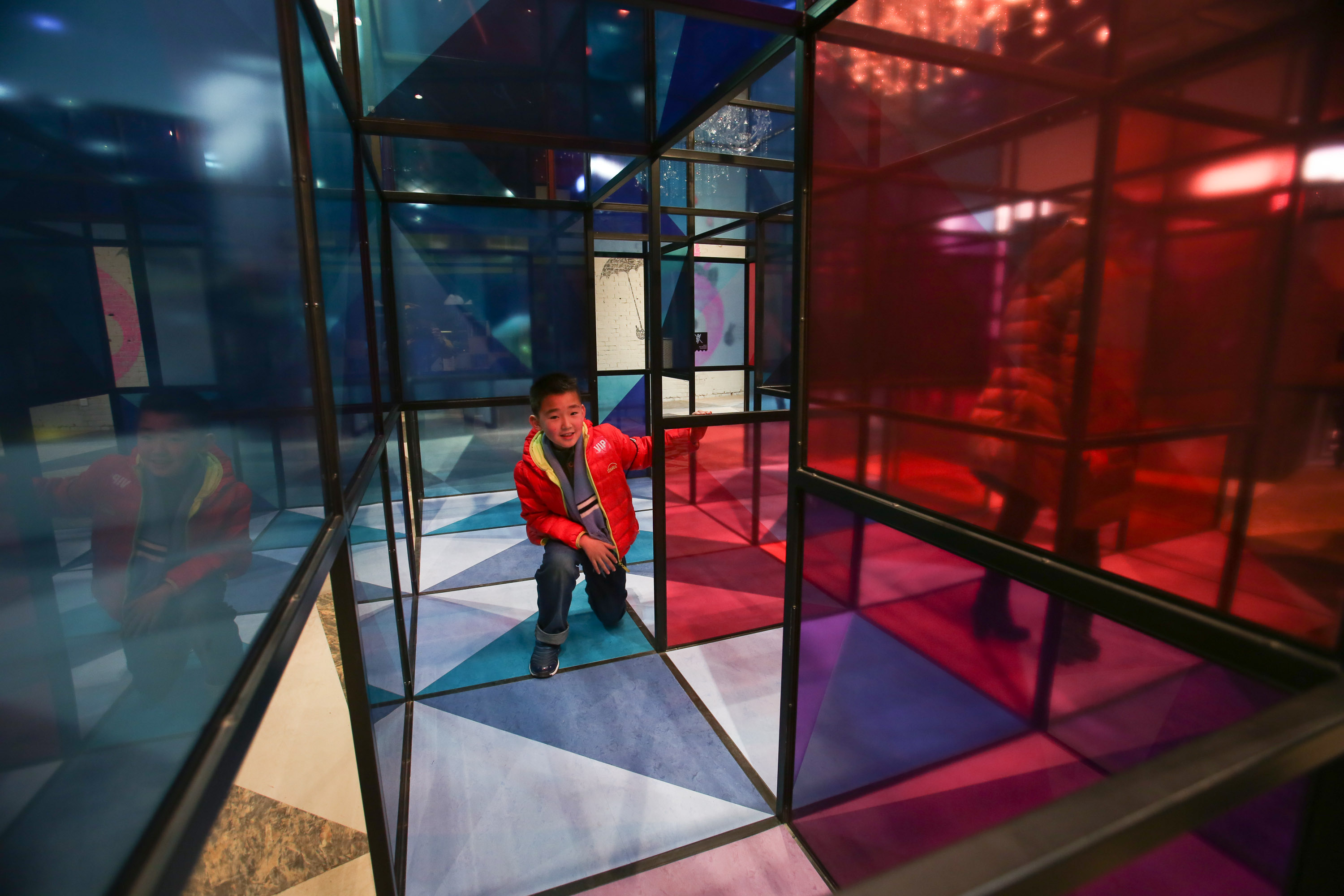 主题"的全新互动式儿童文化体验馆——儿童玻璃博物馆(kids