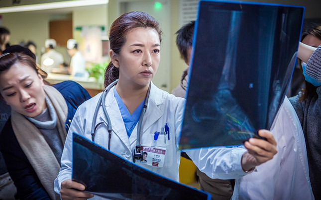 江珊_副本.jpg 江珊_副本.jpg