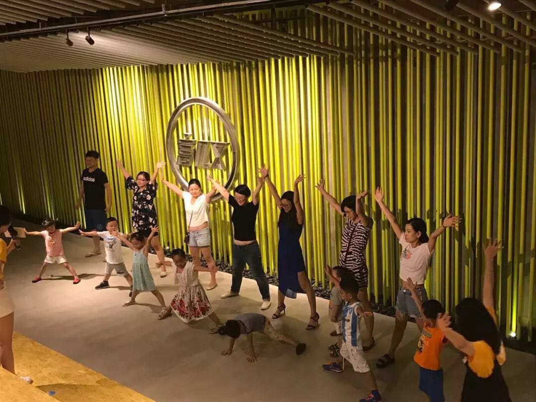 777991542.jpg 777991542.jpg