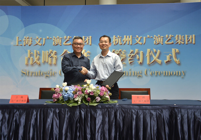 797287910.jpg 797287910.jpg