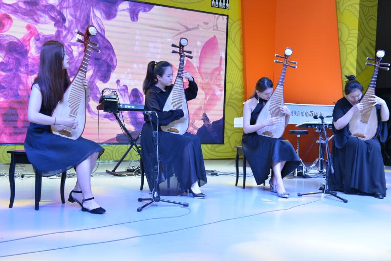 webwxgetmsgimg.jpg webwxgetmsgimg.jpg