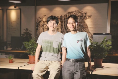 120725_p5_b.jpg 120725_p5_b.jpg