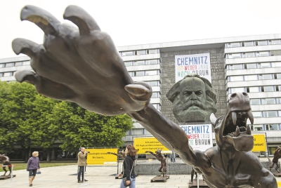 纳粹雕像.jpg 纳粹雕像.jpg