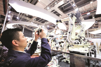 91111_p14_b.jpg 91111_p14_b.jpg