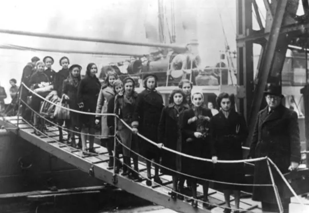 逃难.png 逃难.png