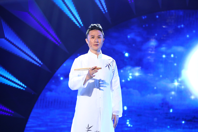 张军_副本.jpg 张军_副本.jpg