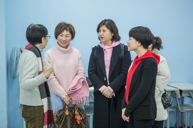 2101924579.jpg 2101924579.jpg