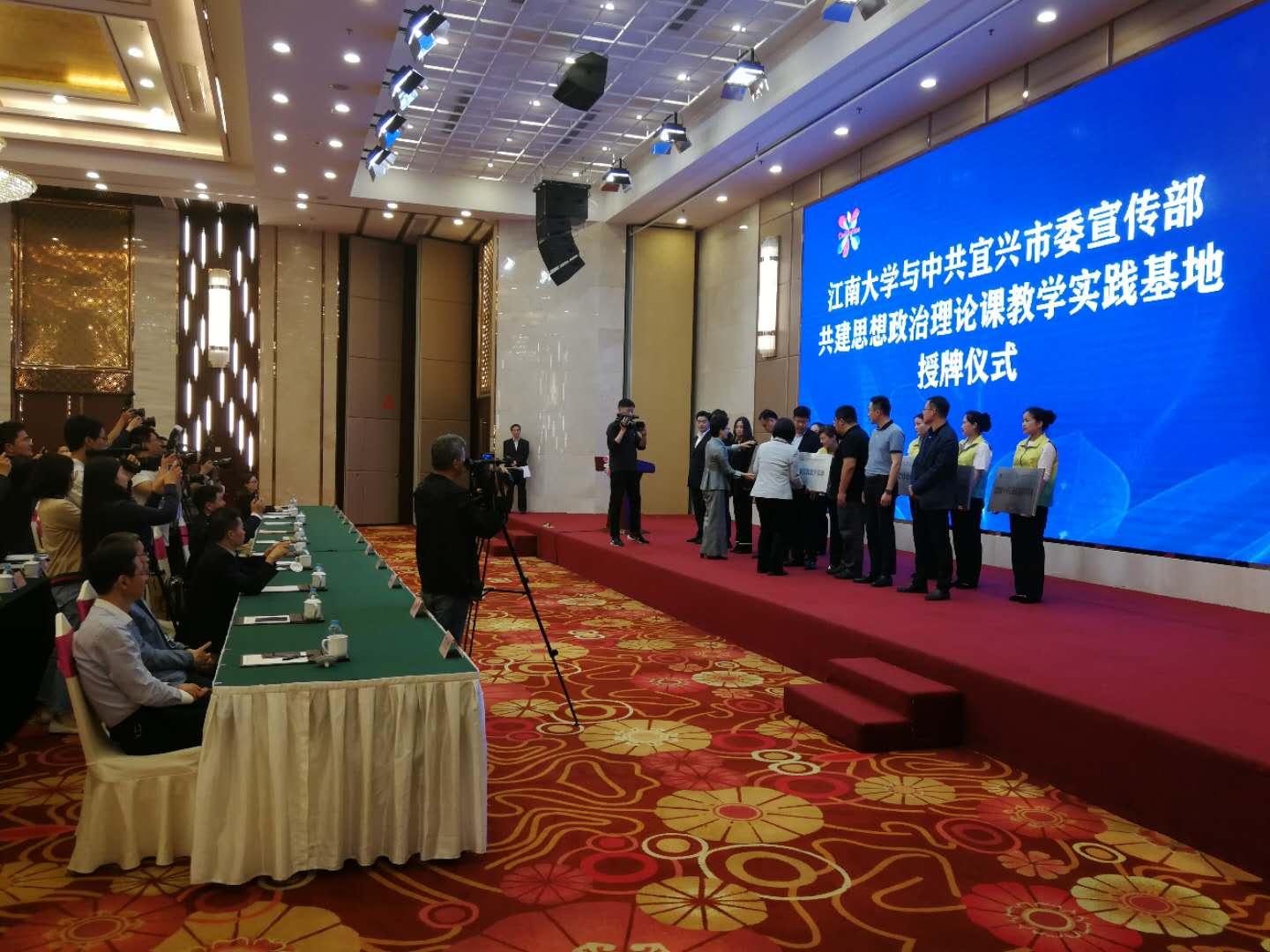 webwxgetmsgimg (5).jpg