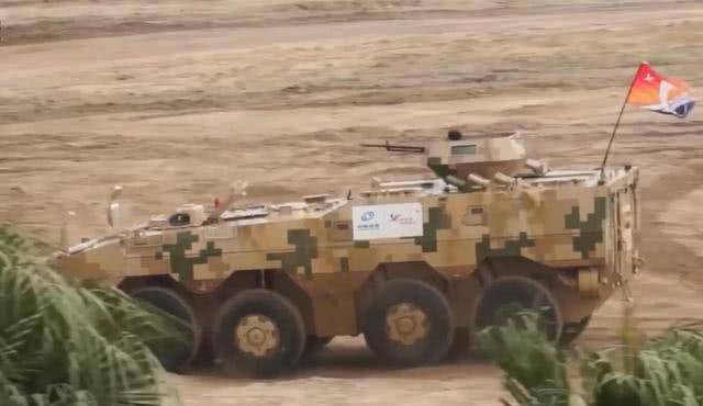 中国“陆地巡洋舰”霸气登场配置爆表 机关炮导弹无人机全都有