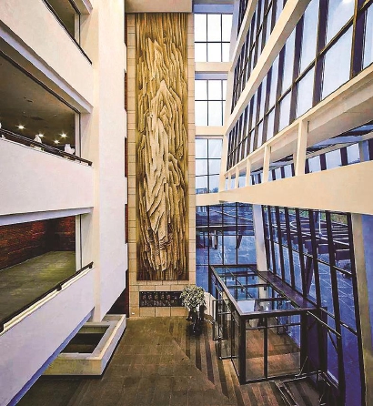 XR160816_p10.jpg XR160816_p10.jpg