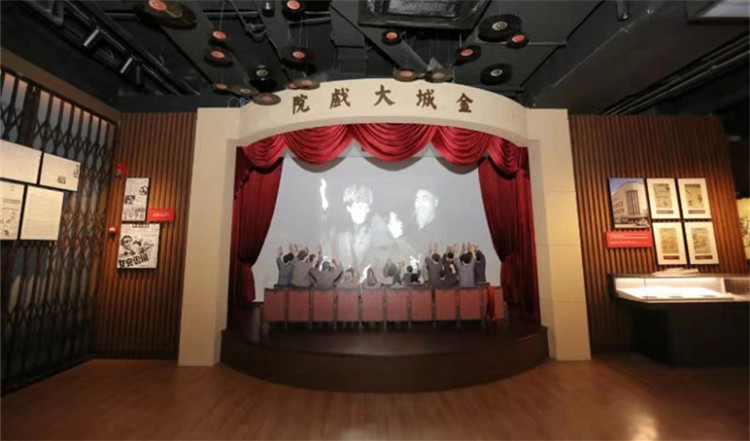 首映现场.jpg 首映现场.jpg