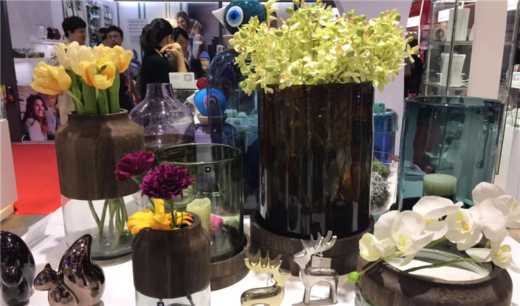 玻璃3.jpg 玻璃3.jpg