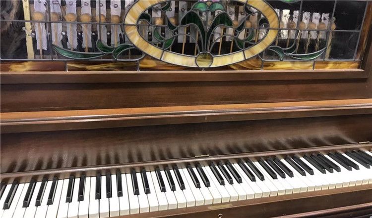 钢琴.jpg