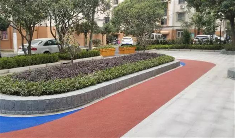 焕然一新2.jpg 焕然一新2.jpg