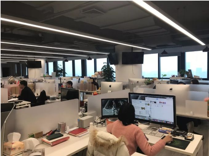 6402VT6E1KQ.jpg 6402VT6E1KQ.jpg