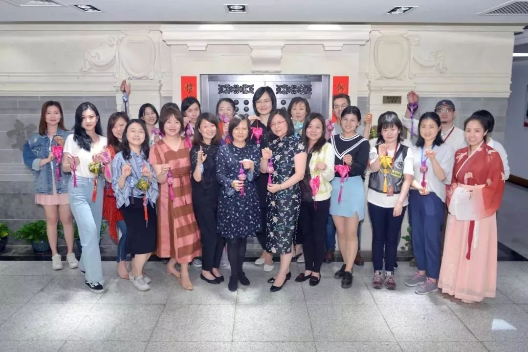 640J5T9EHYQ.jpg 640J5T9EHYQ.jpg