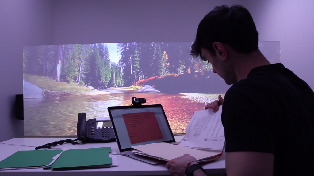 图7: AI沉浸式办公和学习空间 -2.png 图7: AI沉浸式办公和学习空间 -2.png