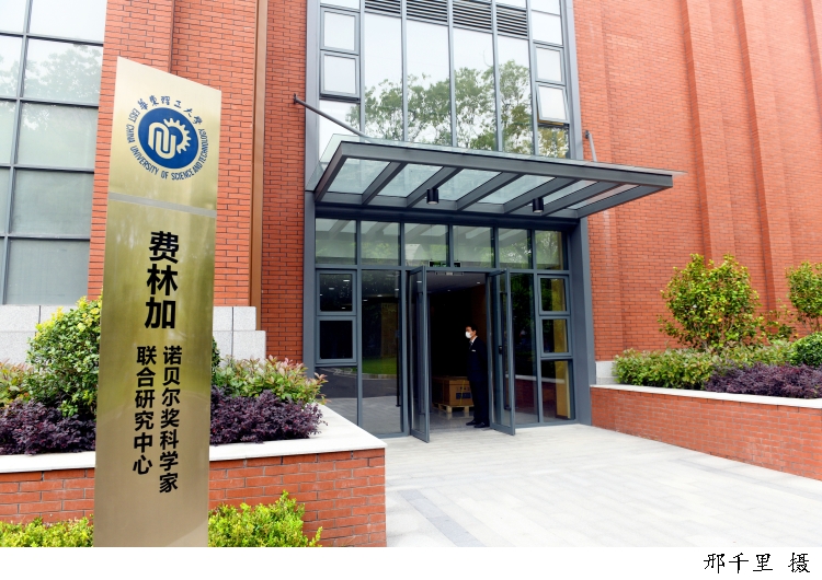 1174979_w750.jpg 1174979_w750.jpg