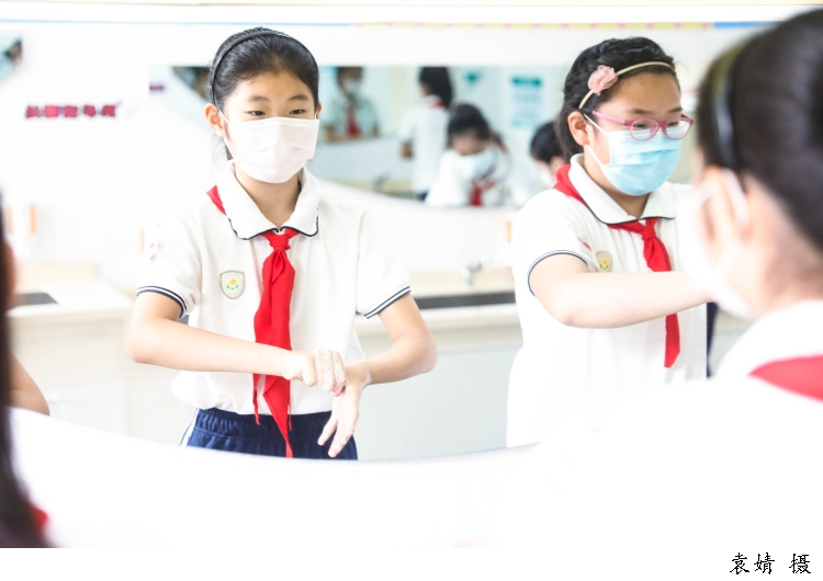 1593413_w750.jpg 1593413_w750.jpg