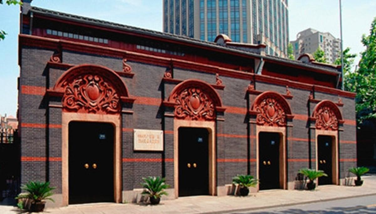 揭开历史之谜——那个突然闯入中共一大会场的神秘人是如何被发现的?