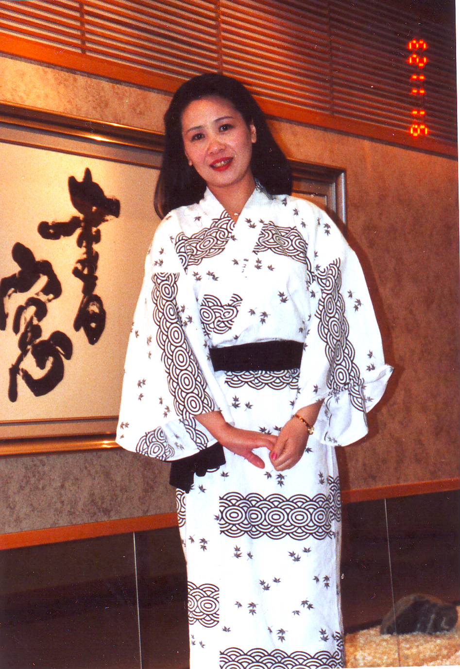 孔明珠1991年在日本.JPG
