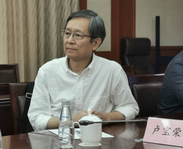 1992837392.jpg 1992837392.jpg