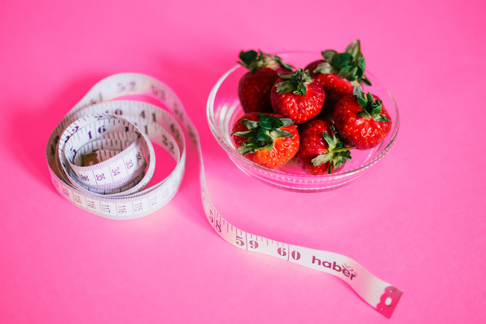 strawberries-and-measuring-tape-1172019.jpg strawberries-and-measuring-tape-1172019.jpg