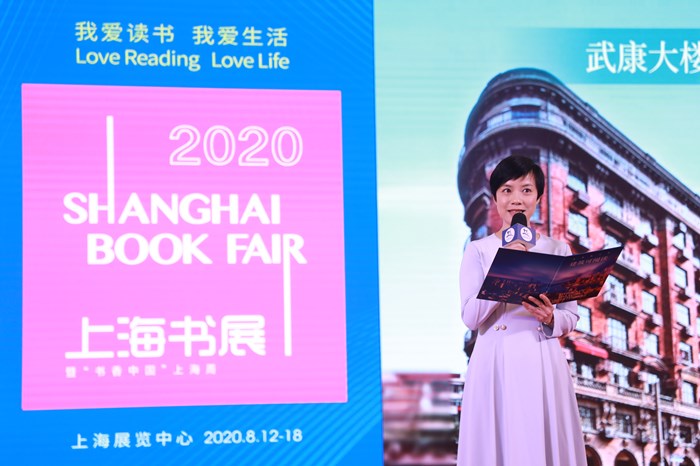 朗诵.jpg 朗诵.jpg