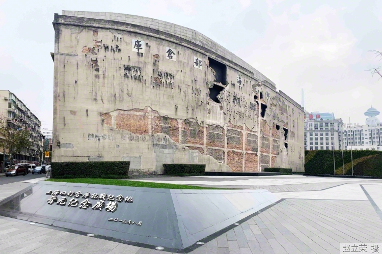 big (1).jpg big (1).jpg