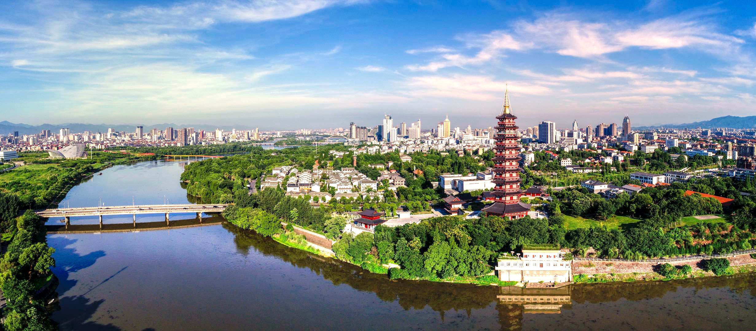 828566201.jpg 828566201.jpg