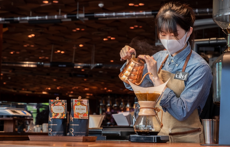 伙伴冲煮咖啡.jpg 伙伴冲煮咖啡.jpg