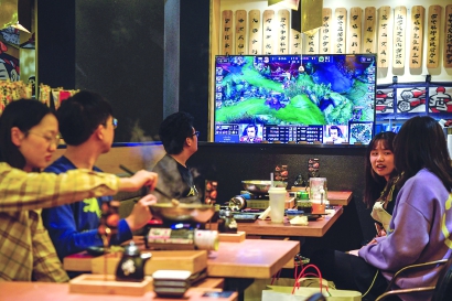 11012_p22.jpg 11012_p22.jpg