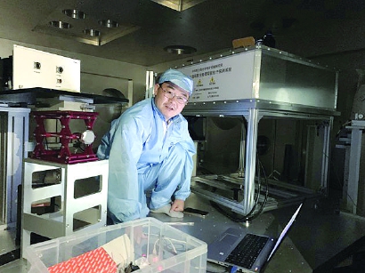 31012_p23.jpg 31012_p23.jpg