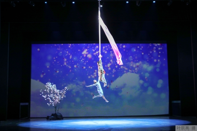 small.jpg?key=beb5080b9wxada5f438b1fe8a6380df2e4a98a7ba6737c8d60