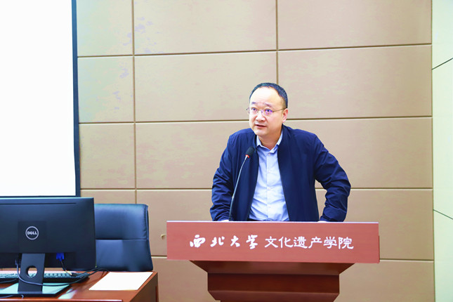 西北大学研究生工作部部长李军讲话.JPG