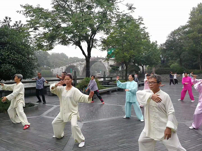 内8d568595a1ca09_副本.jpg 内8d568595a1ca09_副本.jpg