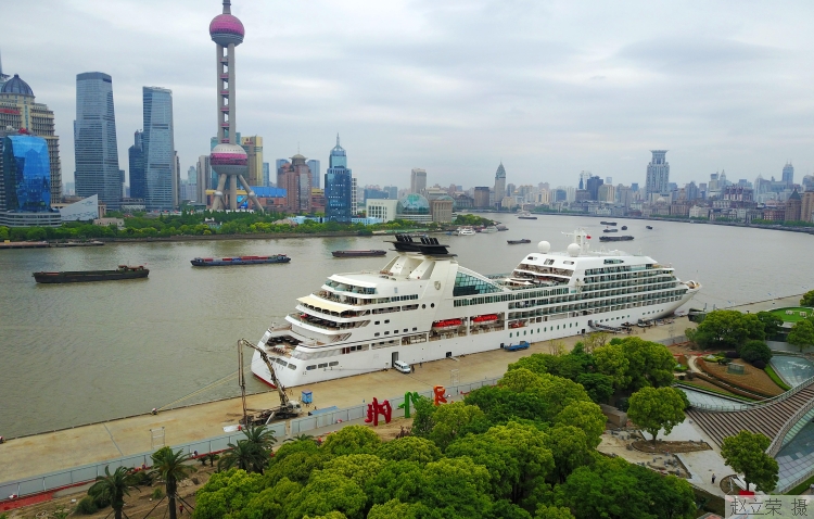 big (3).jpg big (3).jpg