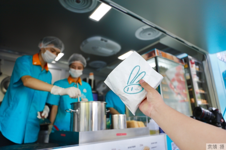 small.jpg?key=beb5080b9wxada5f438b1fe8a6380df2e4a98a7ba6737c8d60 small.jpg?key=beb5080b9wxada5f438b1fe8a6380df2e4a98a7ba6737c8d60