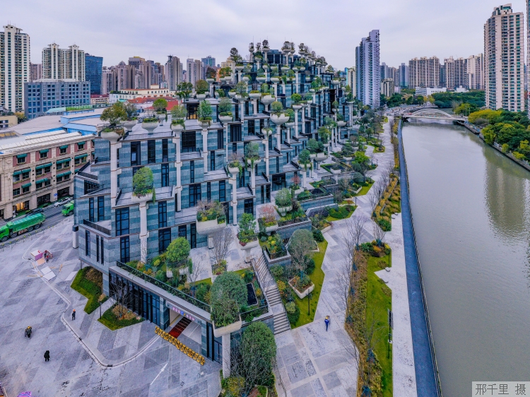 small.jpg?key=beb5080b9wxada5f438b1fe8a6380df2e4a98a7ba6737c8d60 small.jpg?key=beb5080b9wxada5f438b1fe8a6380df2e4a98a7ba6737c8d60