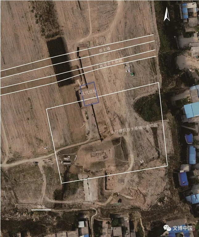 13号地点 宫区6号高台建筑顶部航拍.jpg 13号地点 宫区6号高台建筑顶部航拍.jpg